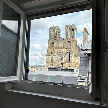 Apartmán Faro, Vue Sur La Cathedrale Remeš Exteriér fotografie
