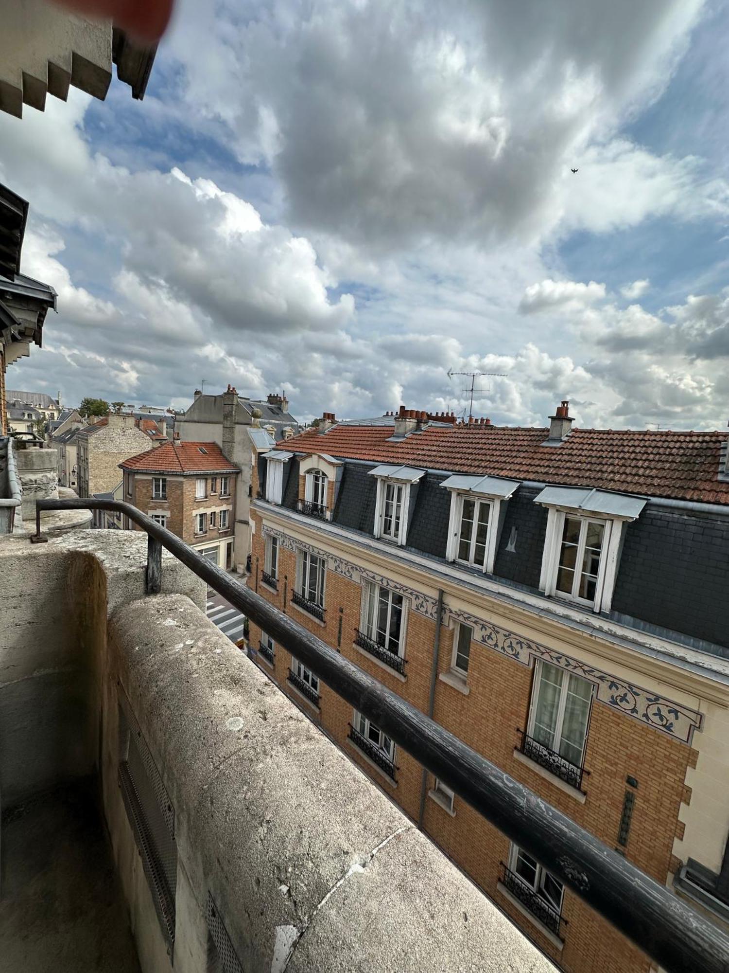 Apartmán Faro, Vue Sur La Cathedrale Remeš Exteriér fotografie